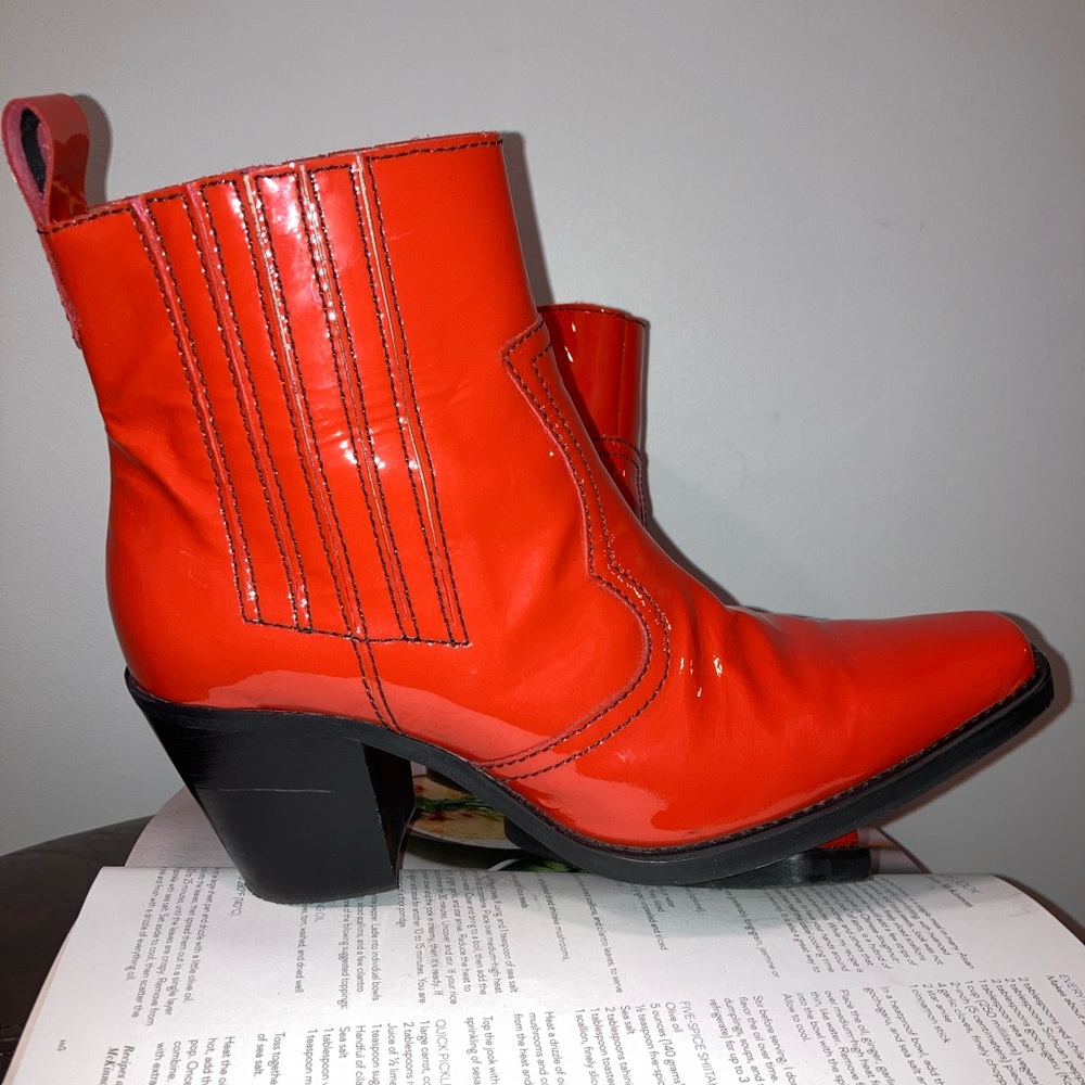 GANNI Callie Patent Leather Ankle Boots